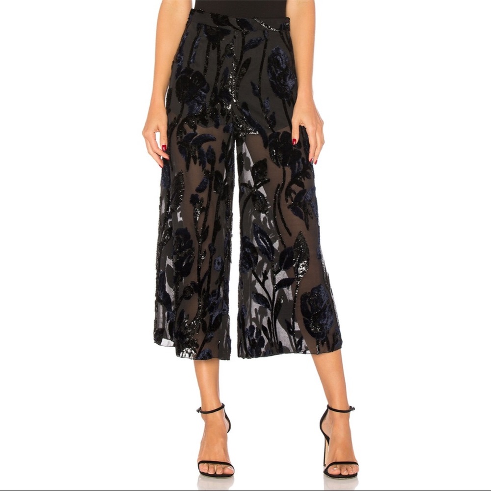 REVOLVE Jet Lagged Pant in Black & Navy